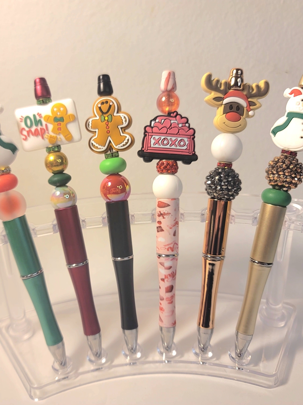 Holiday Character Beaded Kids Pen - Pink, Gold, Green, Black